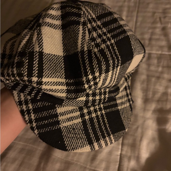 Forever 21 Monochrome Plaid Women's Hat - Picture 2 of 4